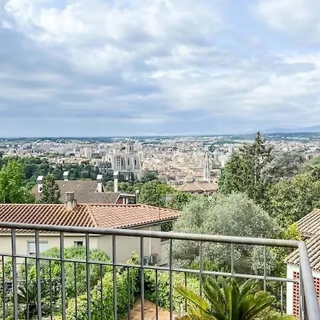 Montjuic Town House With Pool * Girona