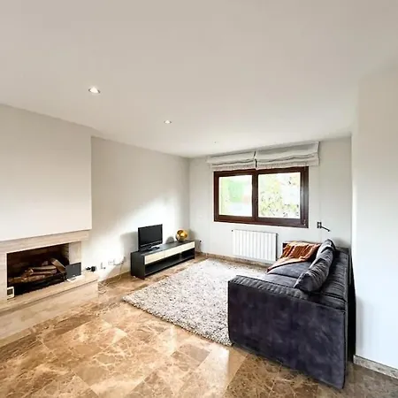 Montjuic Town House With Pool