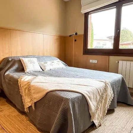 Holiday home Montjuic Town House With Pool Girona